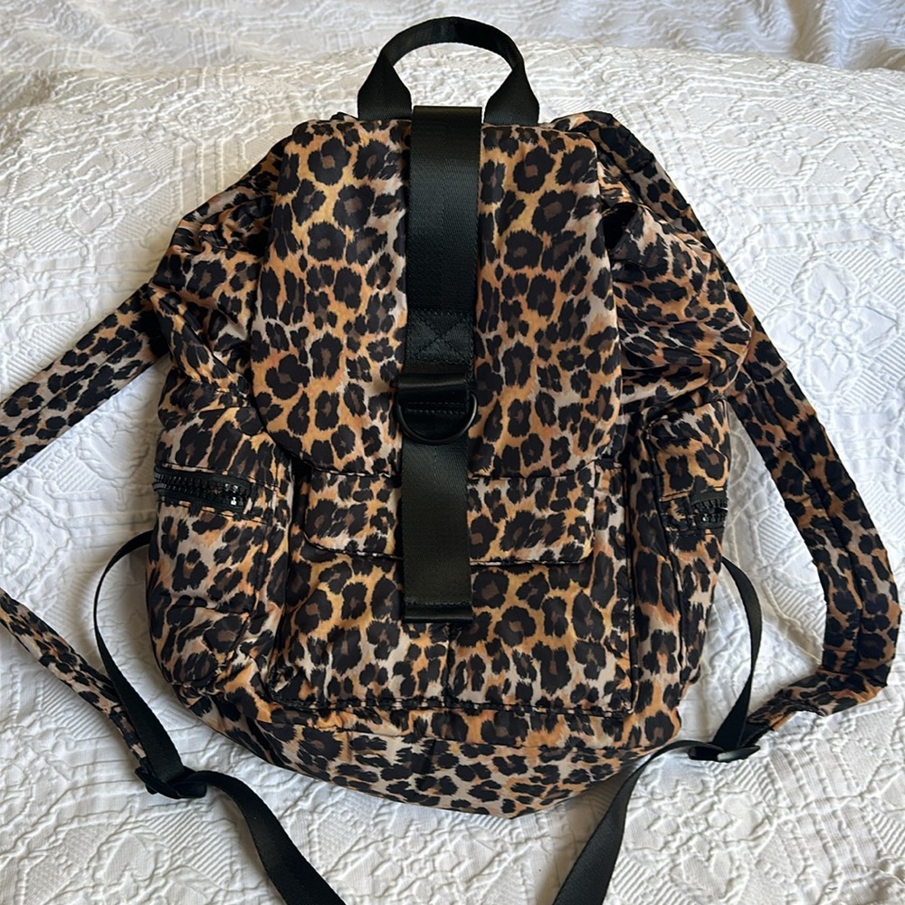 Topshop Leopard Print Backpack - Picture 3 of 5